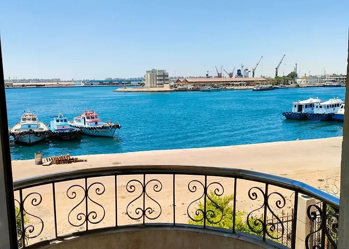 Salvatore With Breakfast Bed and breakfast Suez